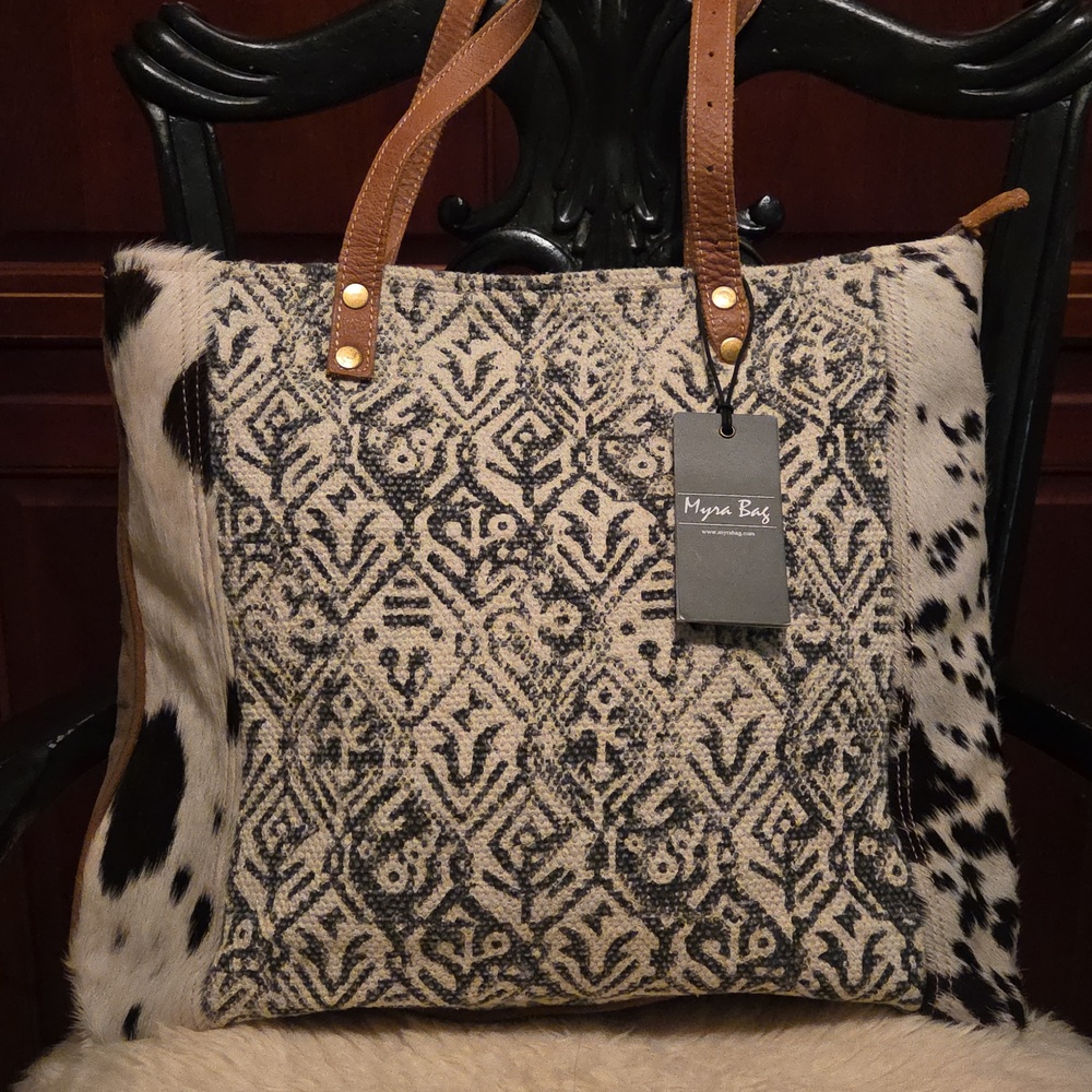 NWT Myra Large Leather Canvas Cowhide Cotton Rug Tote - Picture 2 of 13